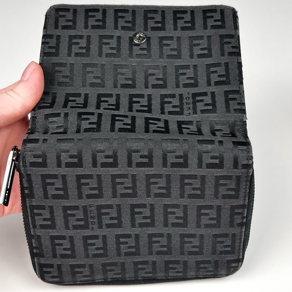 Fendi Canvas Bifold Wallet - Picture 4 of 7